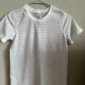 Lululemon White T-Shirt